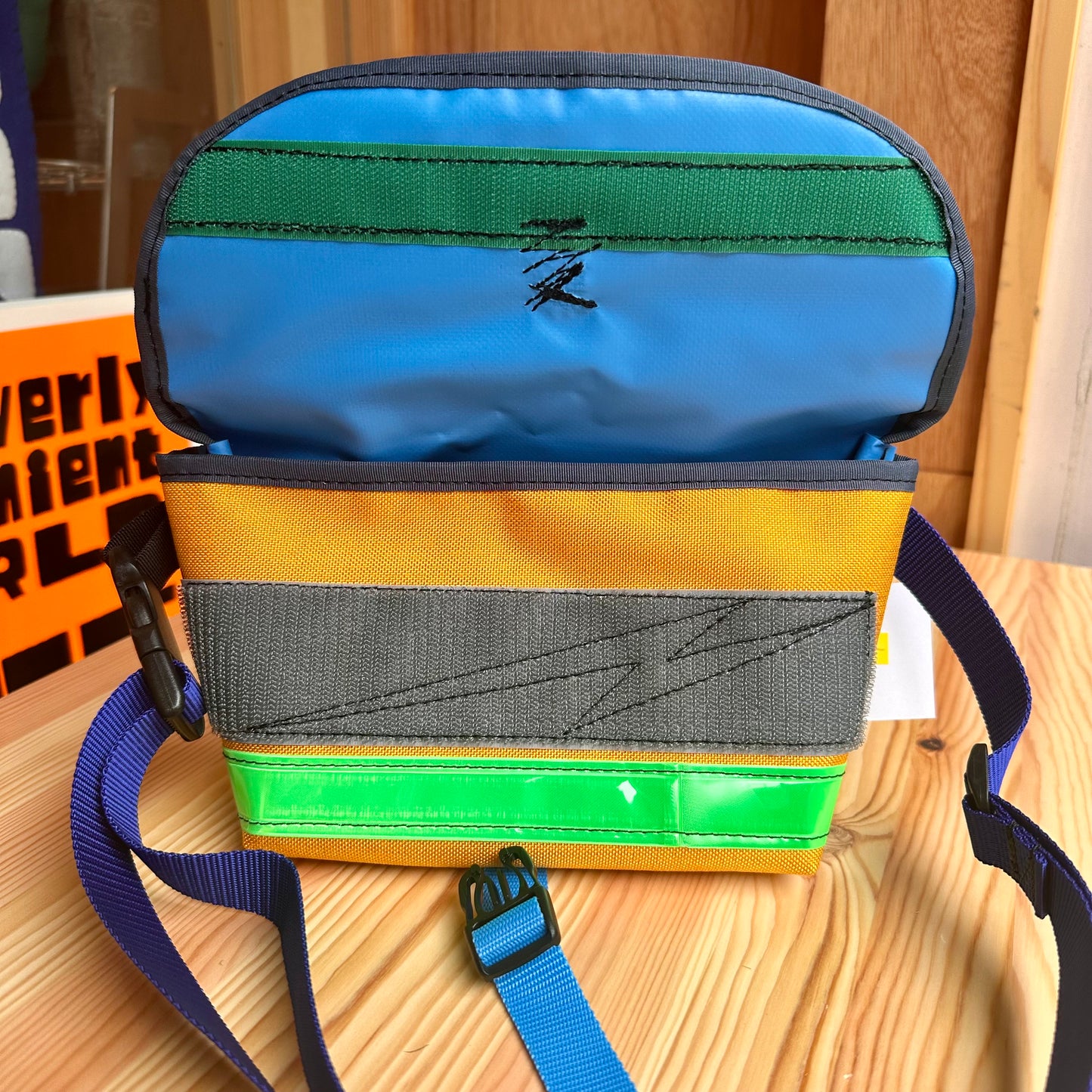 TASO WORKSHOP HIP BAG / Gold