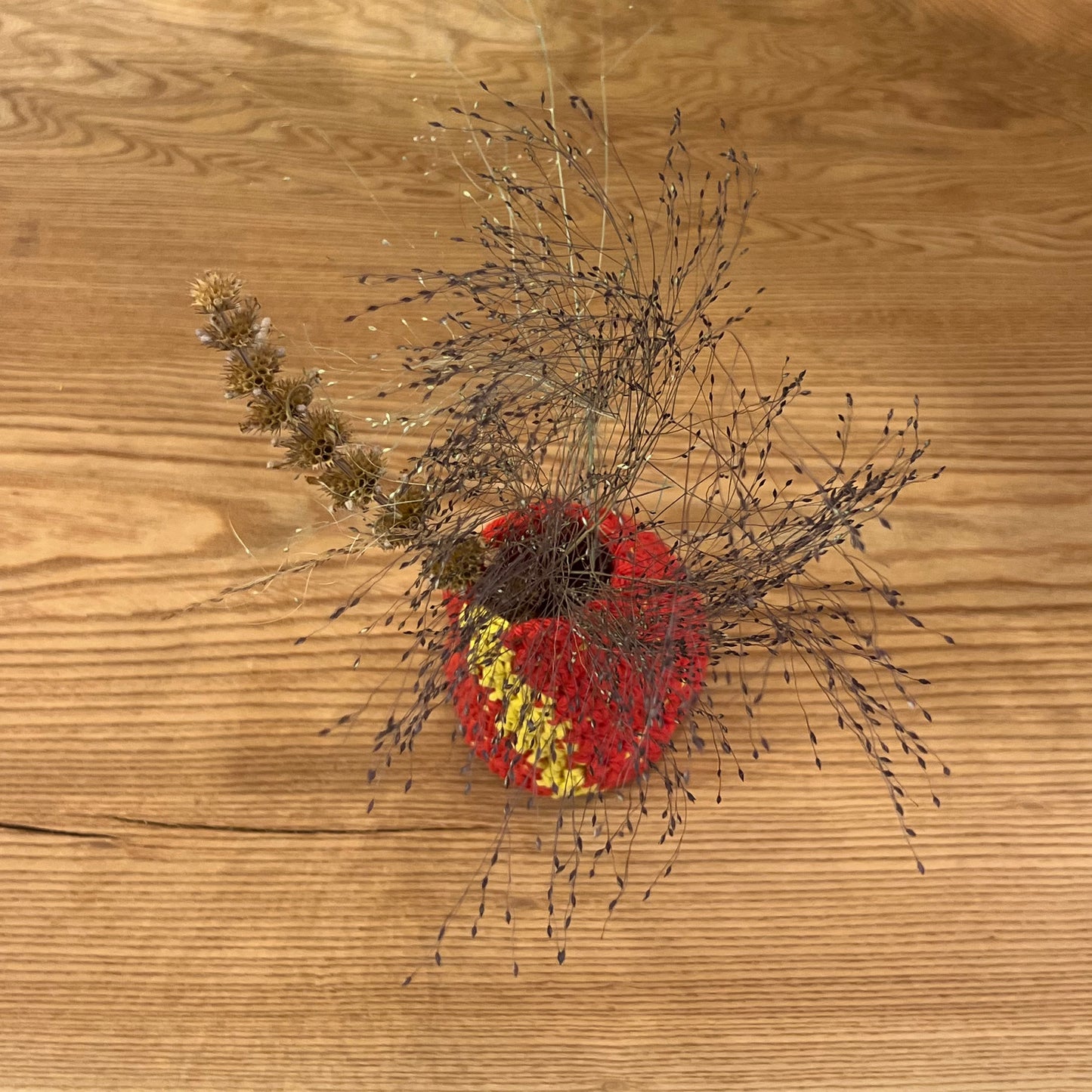 TUF HANDMADE KNIT VASE RED