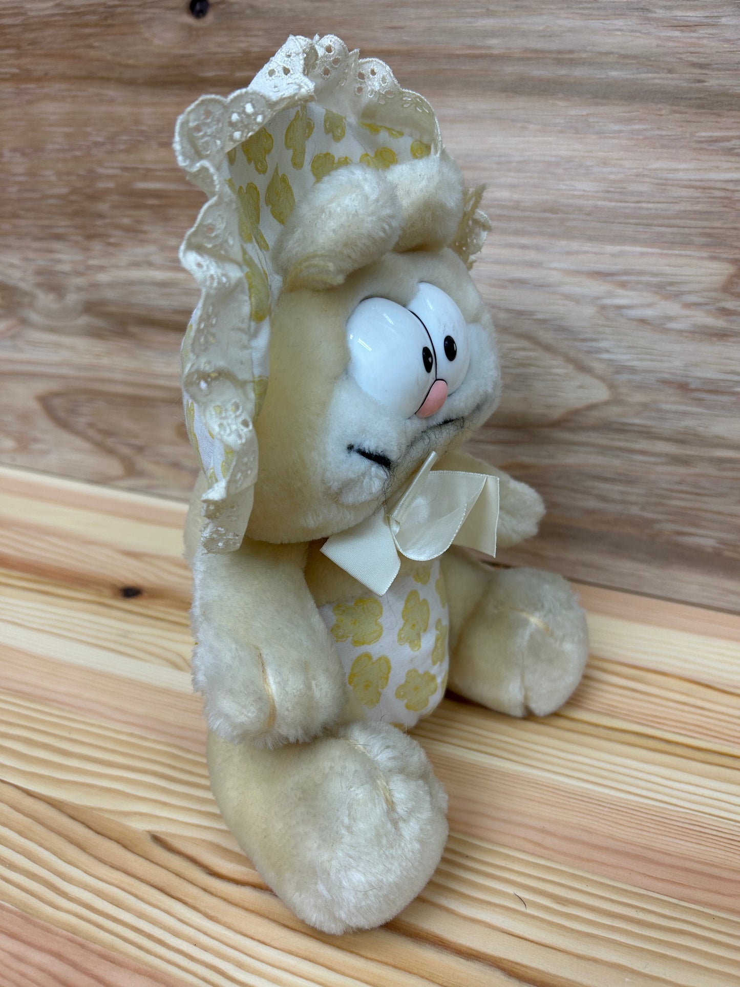 GARFIELD - BABY BONNET WHITE