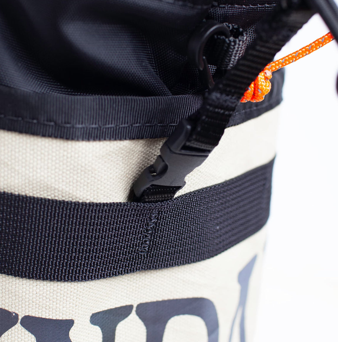 HEADING INTO SUNDAY|"Driller" Cream Stem Bag