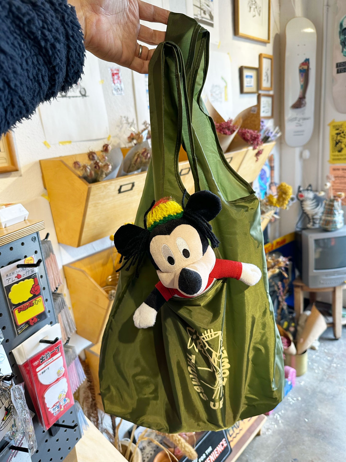 THUMBS UP FLOWERS GROCERY BAG