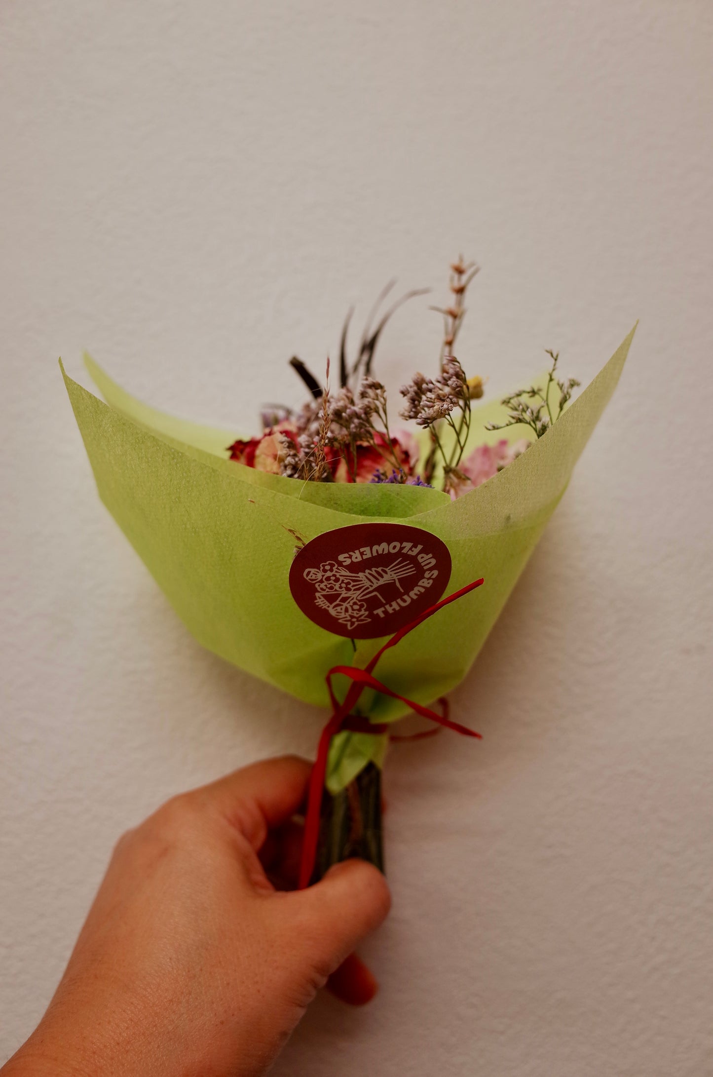 Thumbs Up Flowers カリフォルニアミニドライフラワー #1