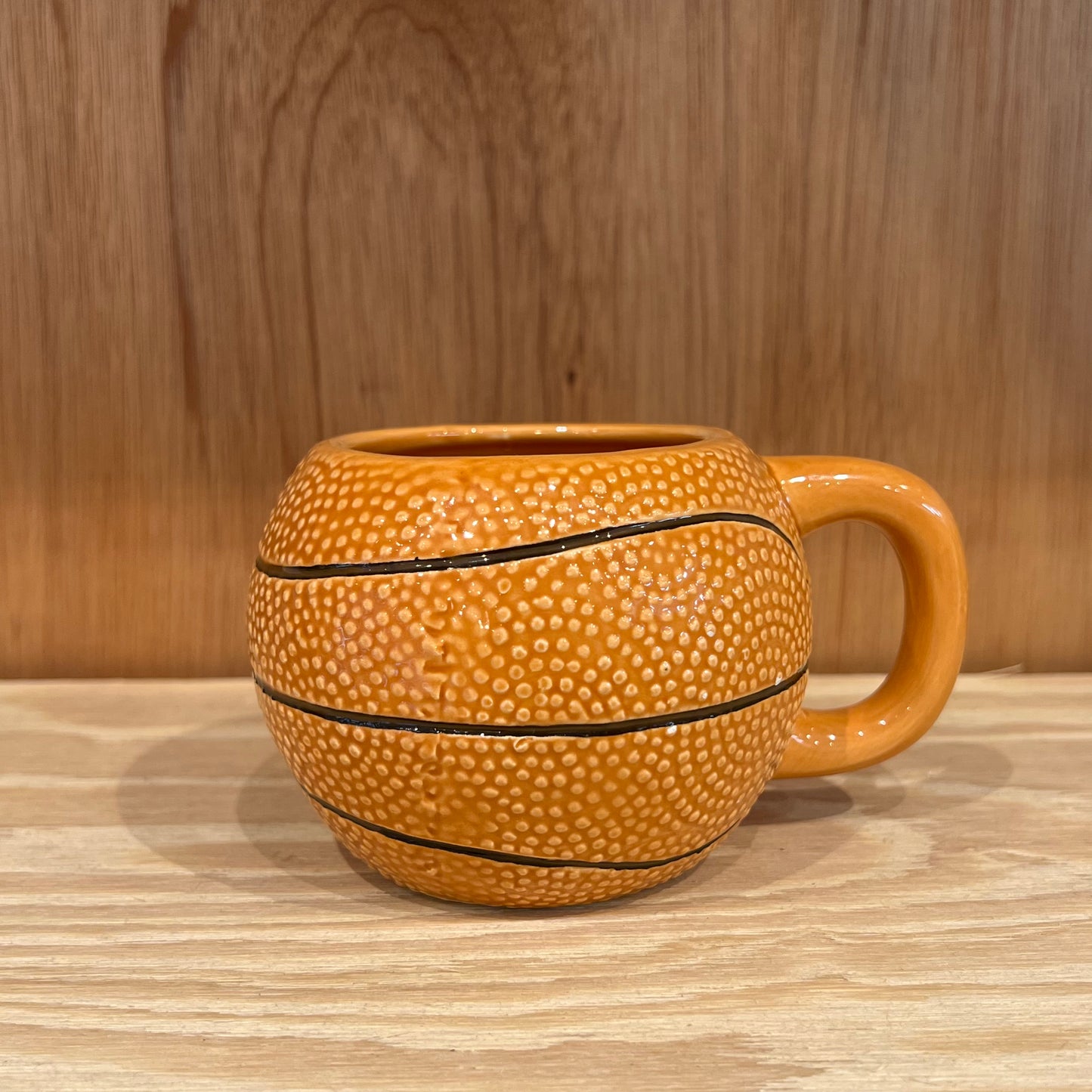 VINTAGE MUG CUP - BASKETBALL