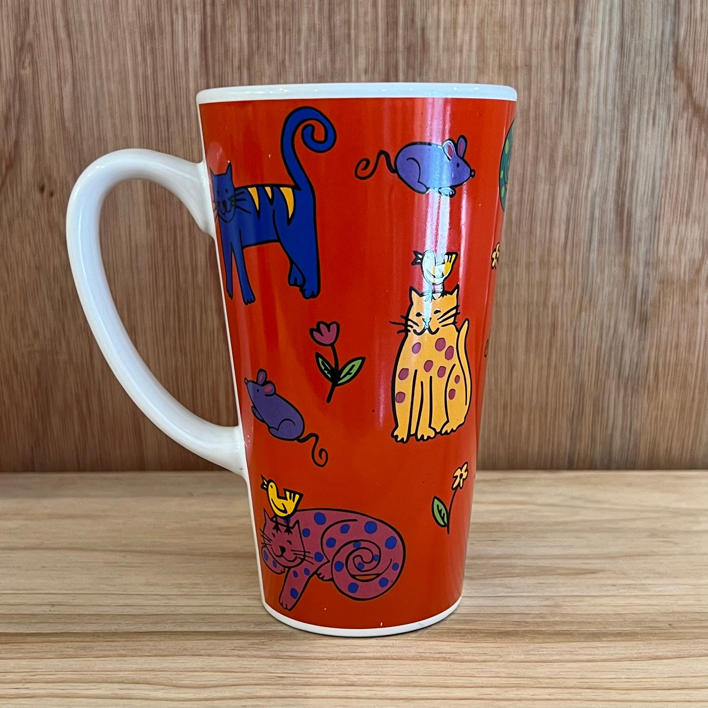 VINTAGE MUG CUP - CATS AROUND RED